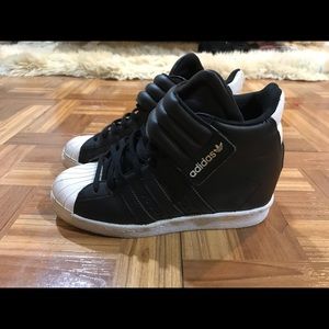 Adidas Women’s Shell Toe with heel